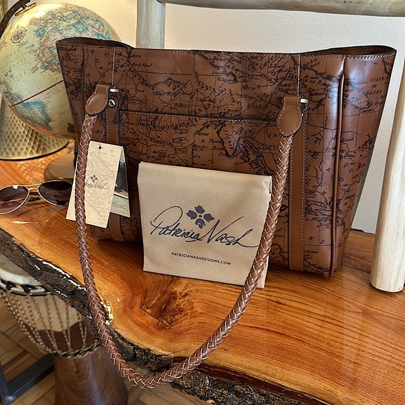NWT Patricia Nash Leather Tote - Vintage Map Collection - Picture 6 of 6